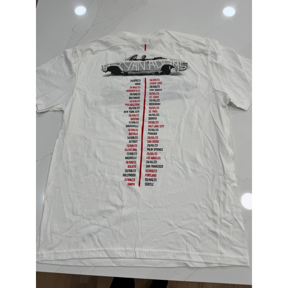 Bryan Adams 2023 So Happy It‎ Hurts Mens White Tour Shirt New L - Picture 2 of 2